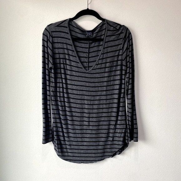 Gap Striped Long Sleeve V Neck Top M - Picture 1 of 7